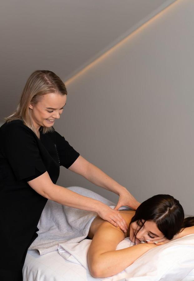 Runo Hotel Porvoo Exterior photo A chiropractor treating a patient
