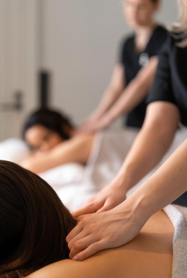 Runo Hotel Porvoo Exterior photo A foot massage